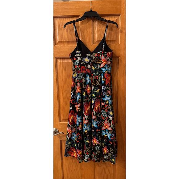 Dress the Population Maren Floral Fit & Flare Dress - Picture 5 of 6